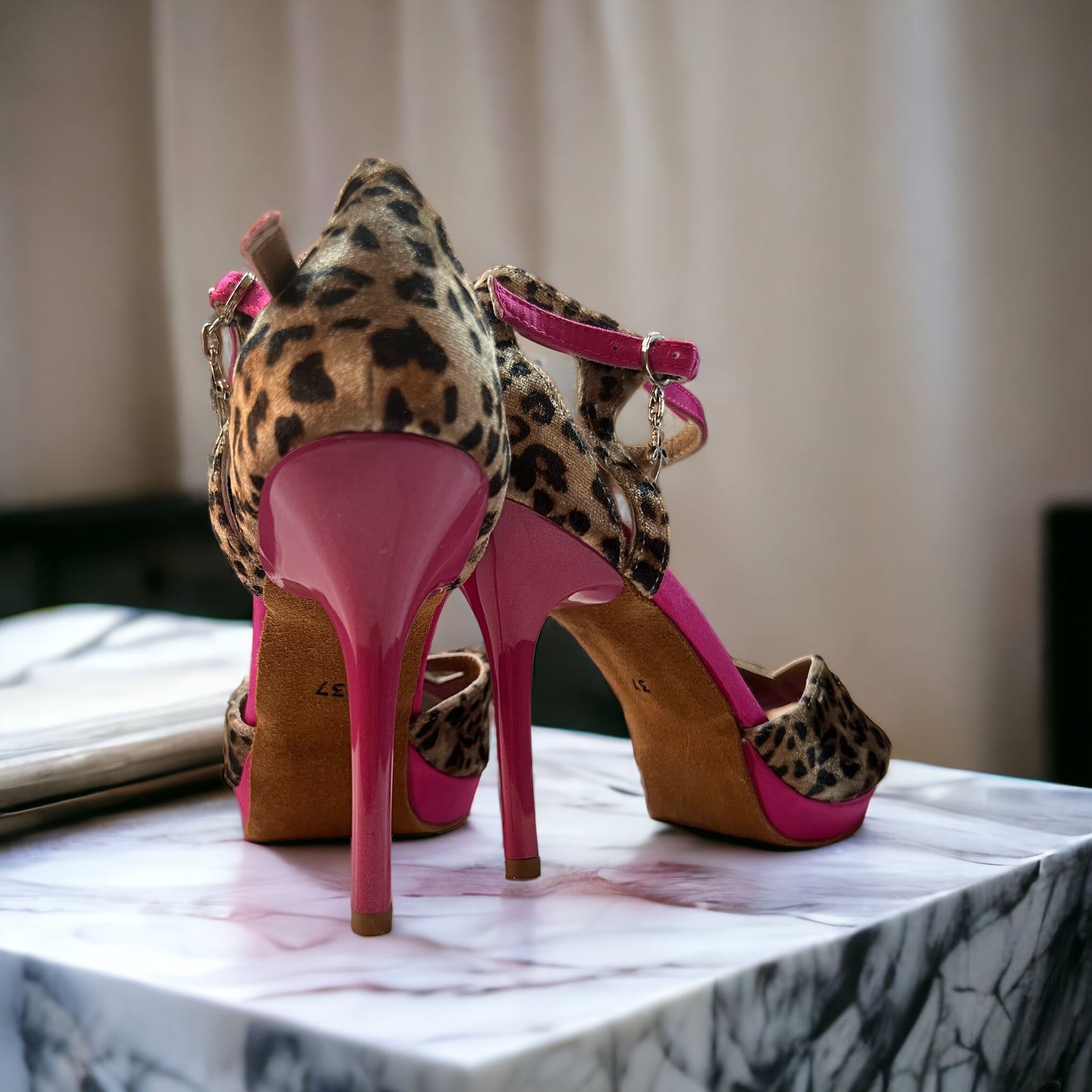 Sirius Pink & Leopard