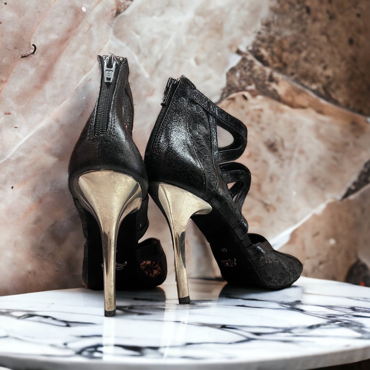 Lyra Black Lace 3.5" Gold Heel